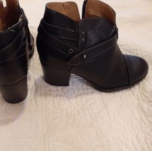 Zip up short boots, size 8.5
